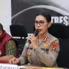 Polda Kepri Tangkap Dua Pengedar Sabu di Batam, Sita 233,85 Gram Narkotika