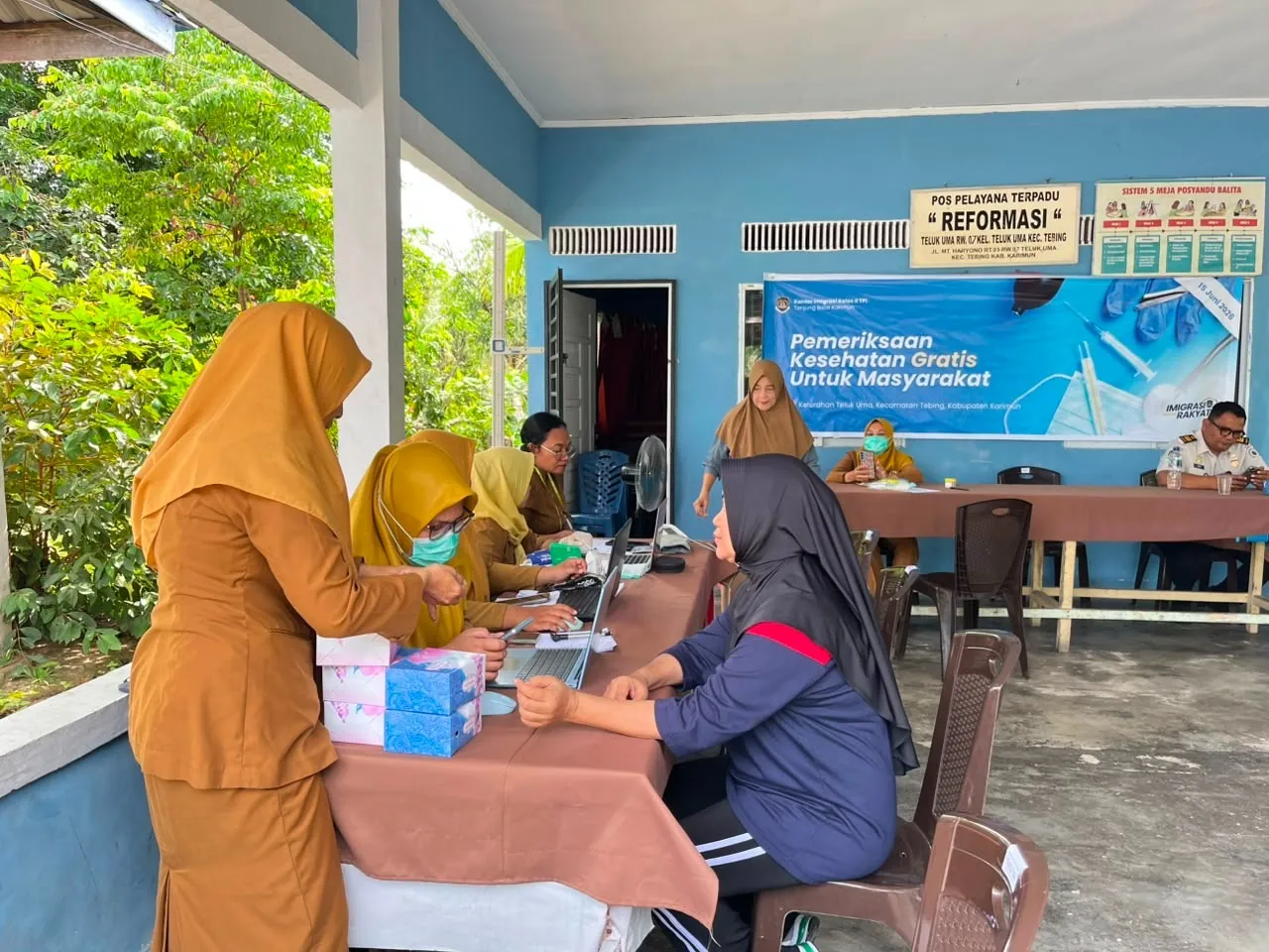 Kantor Imigrasi Tanjung Balai Karimun Gelar MCU Gratis bagi Warga Teluk Uma
