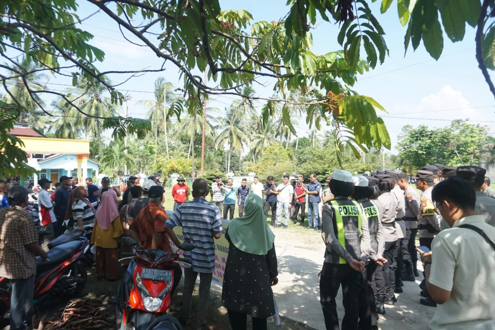 Polres Karimun Kawal Aksi Penolakan Tambang Pasir Darat di Sawang
