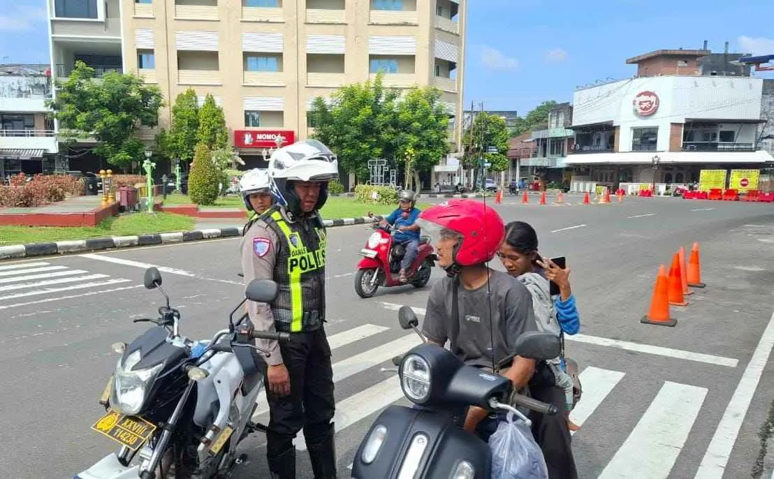 Satlantas Polres Belitung Tingkatkan Kesadaran Tertib Berlalu Lintas Melalui ETLE Handheld