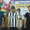 Wabup Karimun Apresiasi Kejuaraan Badminton Teluk Uma, Dorong Gedung Pemuda Kembali Jadi Pusat Aktivitas Warga