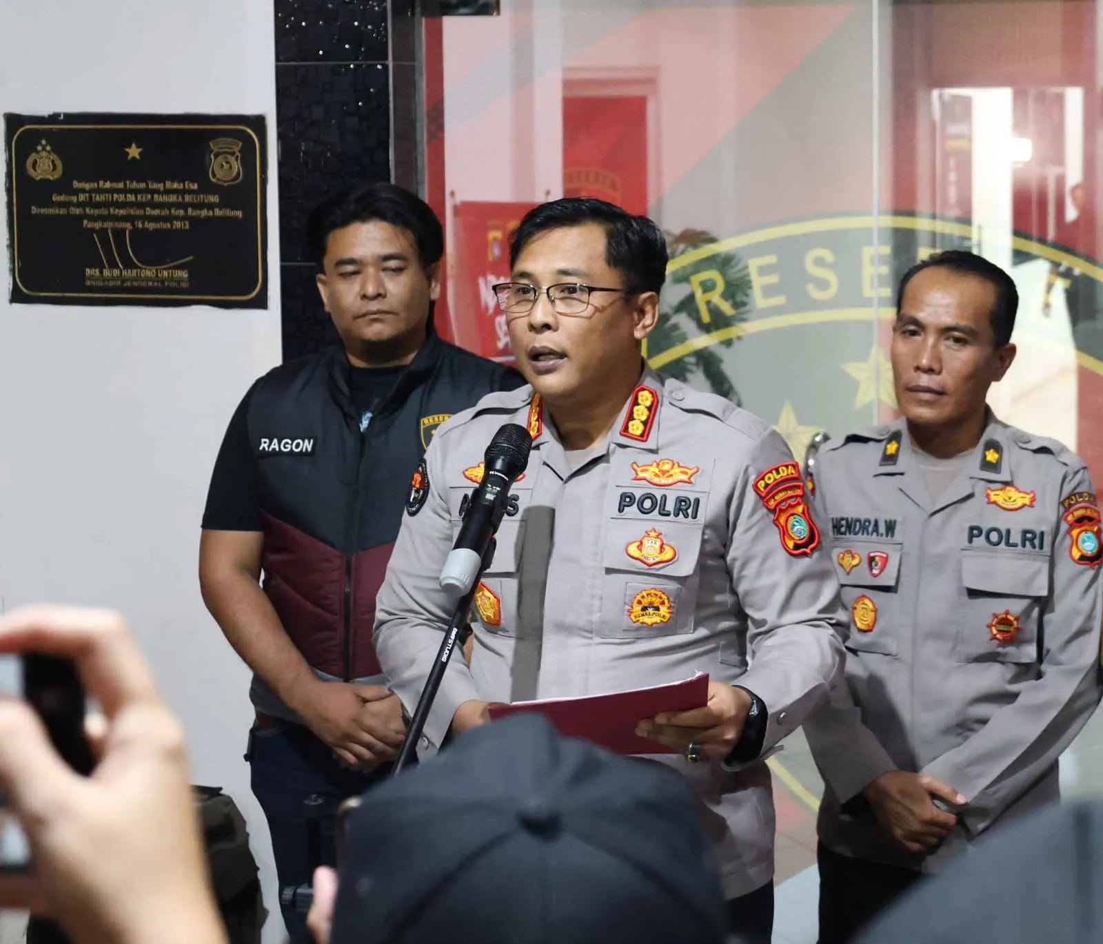 Polda Babel Resmi Tetapkan 4 Tersangka Dalam Perkara 52,5 Ton Pasir Timah Ilegal Di Belitung
