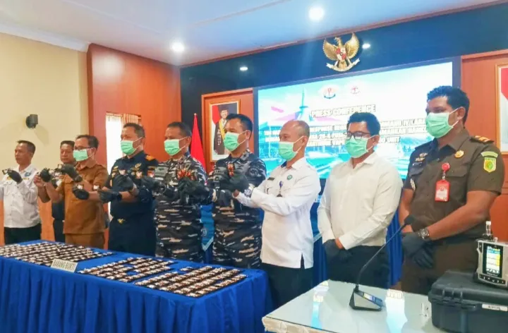 240 Cartridge Vape Diduga Mengandung Narkotika Diamankan di Perairan Karimun
