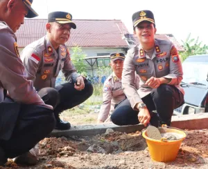Kapolres Karimun Bangun Sumur Bor Gratis untuk Warga Kundur