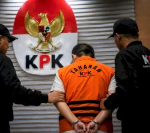 OTT KPK di BNPB: Rp1,4 Miliar dan Emas Disita, Akuntabilitas Dana Bencana Dipertaruhkan