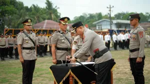 Kapolres Belitung Pimpin Sertijab 6 Pejabat dan Kenaikan Pangkat PNS