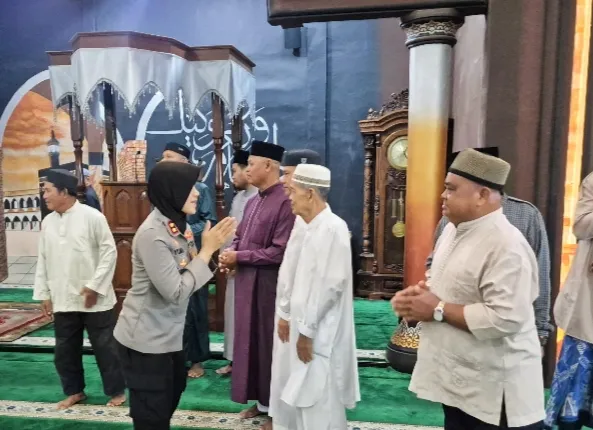 Subuh Keliling Serentak, Kapolres Karimun Perkuat Sinergi Polri dan Masyarakat 