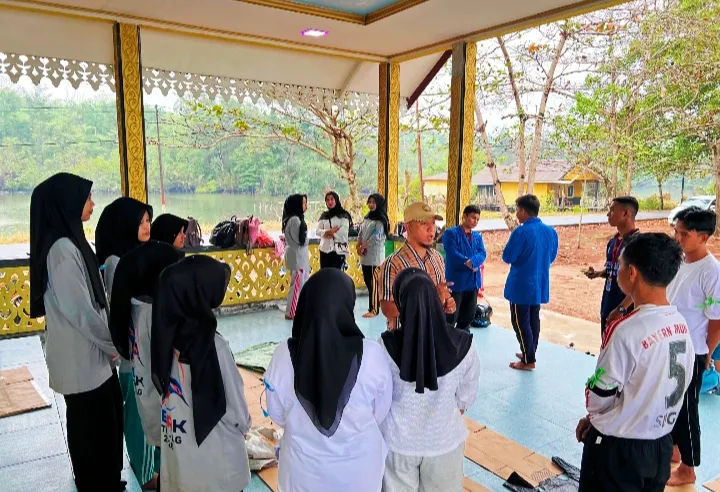 Kasat Intelkam Polres Lingga Bekali Mahasiswa STIT Kepemimpinan dan Etika Bermedia Sosial